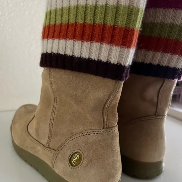 Coach Suede Boots with Logo Detail - Picture 6 of 11